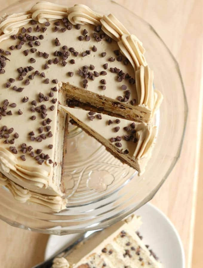 35 Cake Recipes - Chocolate Chip Cookie Cake