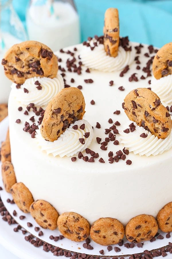 35 Cake Recipes - Milk and Cookies Layer Cake