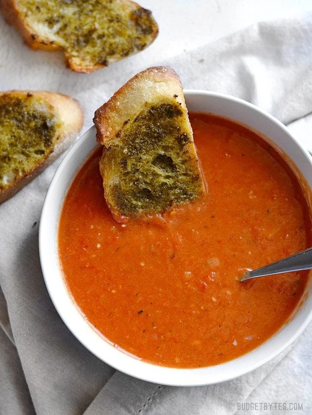 21 Delicious Soup Recipes - Roasted Red Pepper Tomato Soup