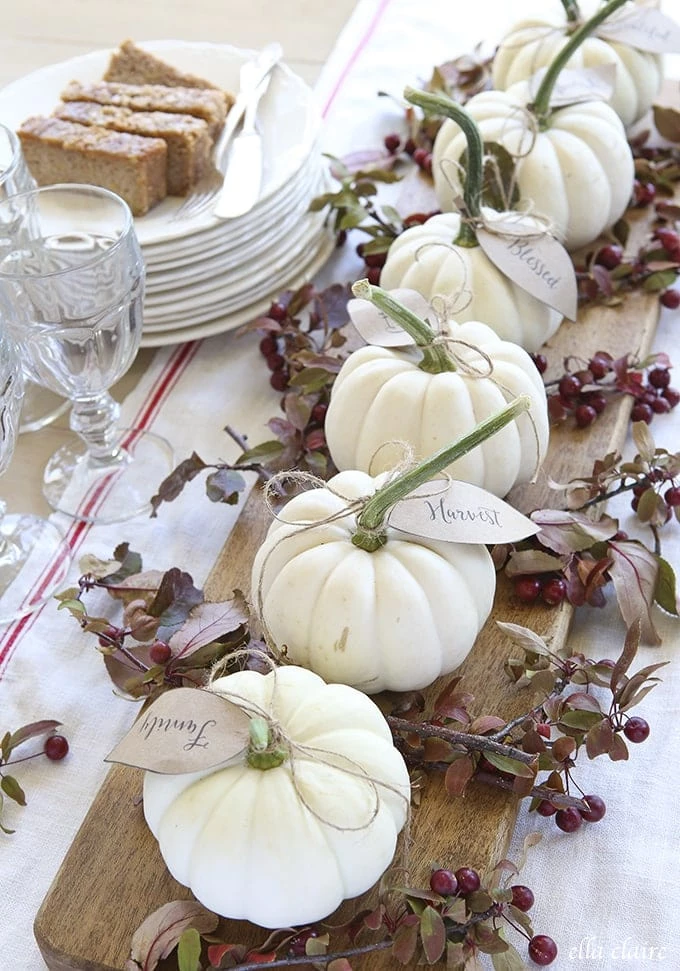 Thanksgiving Centerpieces - Printable Pumpkin Leaves