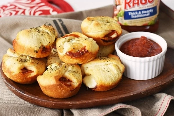 42 Amazing Super Bowl Appetizers - Pepperoni Cheese Bombs
