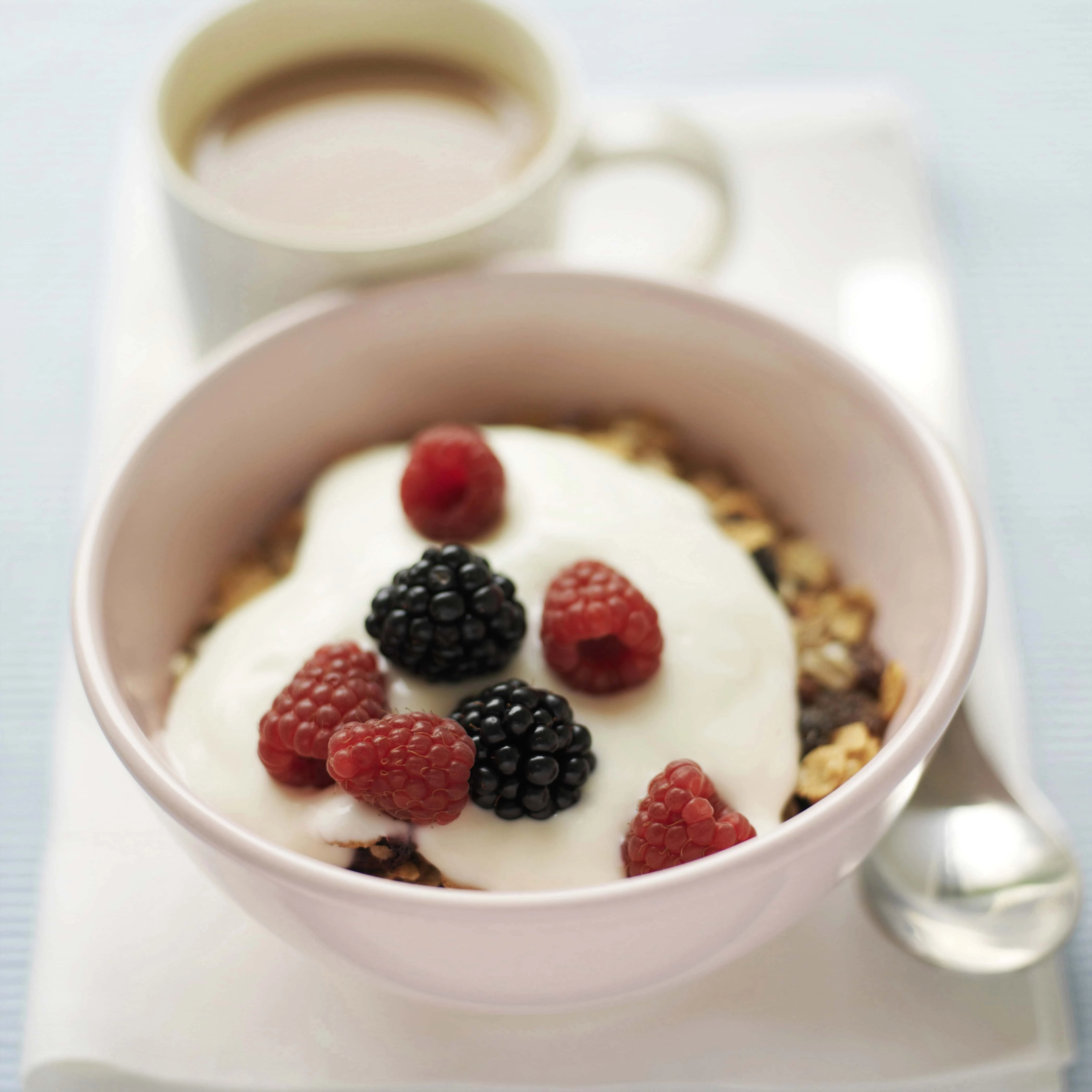 Oatmeal with Yogurt and Fruit