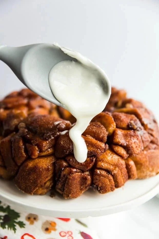 Cinnamon Roll Monkey Bread