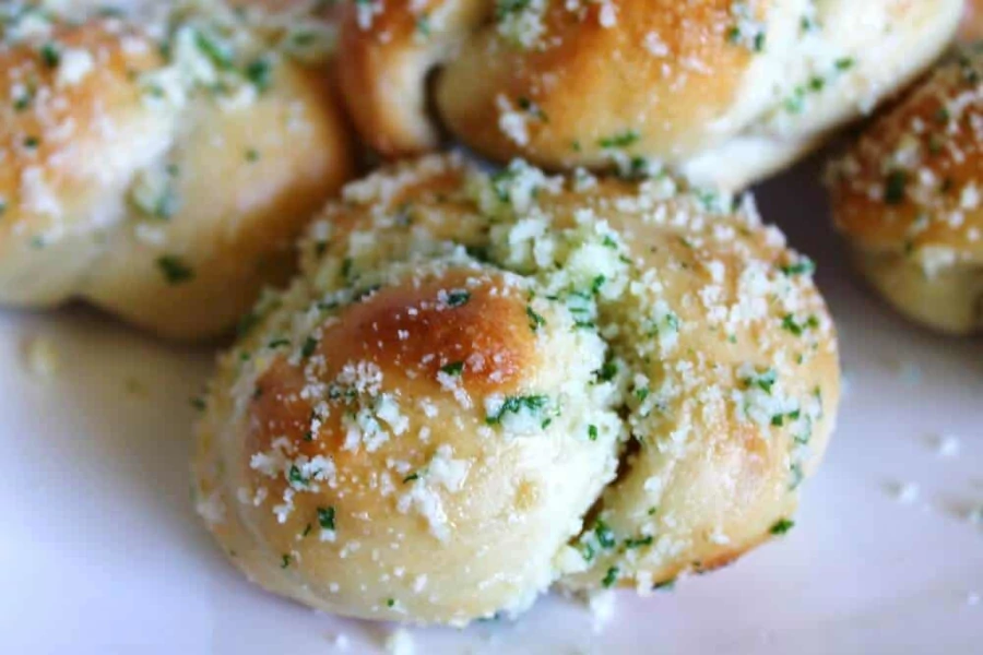 Garlic Knots