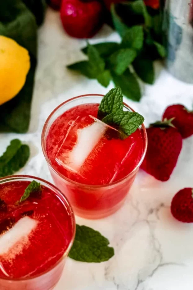Strawberry Whiskey Smash